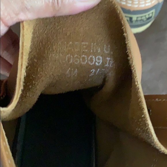 SALE!!! LL Bean duck boots color tan/brown in sz 6M - Picture 4 of 7